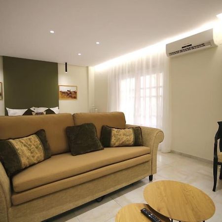 Eclectic Apartment Near Downtown 이라클리온 외부 사진