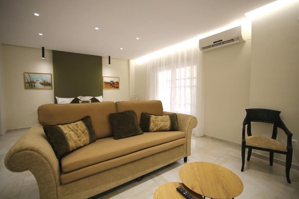 Eclectic Apartment Near Downtown 이라클리온 외부 사진