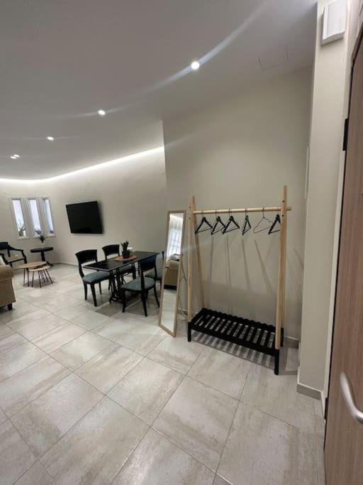 Eclectic Apartment Near Downtown 이라클리온 외부 사진