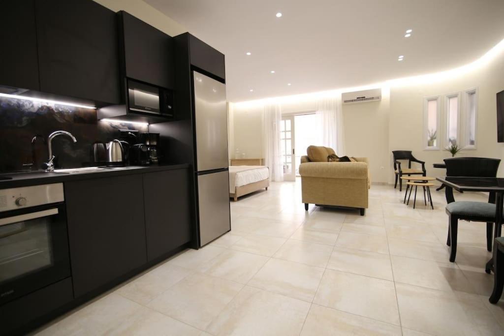 Eclectic Apartment Near Downtown 이라클리온 외부 사진